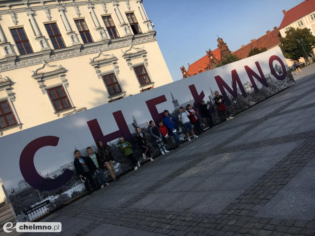 Kropkowa kreatywność ogarnęła także uczniów Katolika