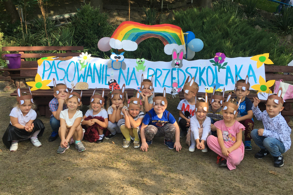 Kolorowo i z uśmiechem w Tęczowym Zakątku