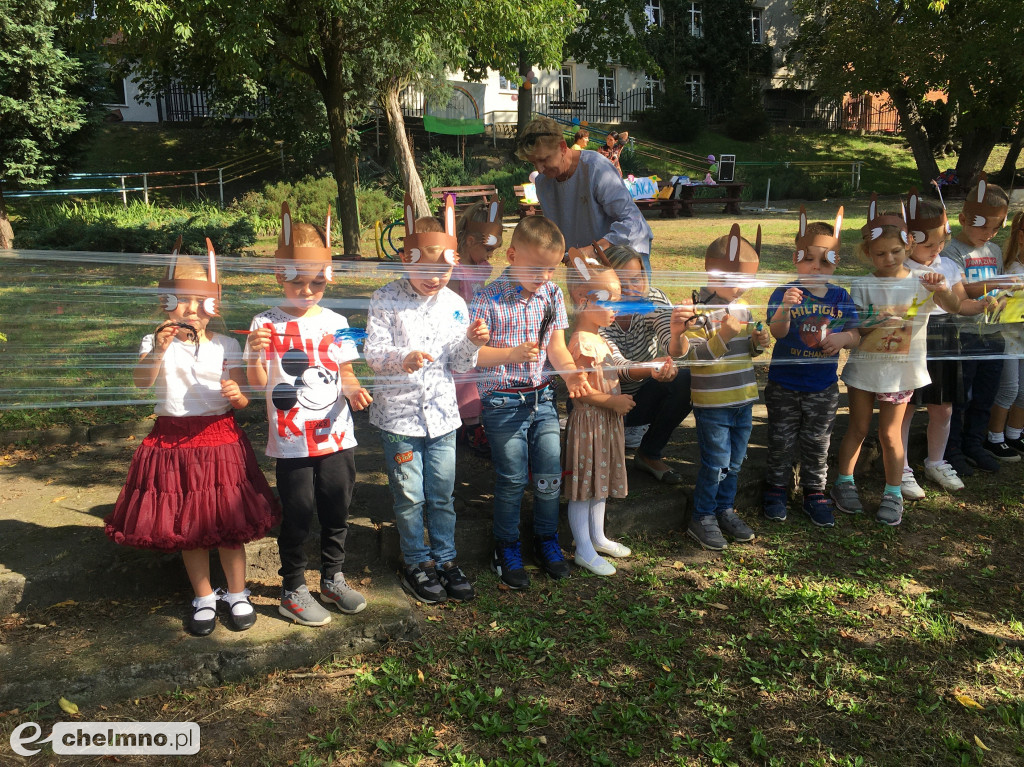 Kolorowo i z uśmiechem w Tęczowym Zakątku