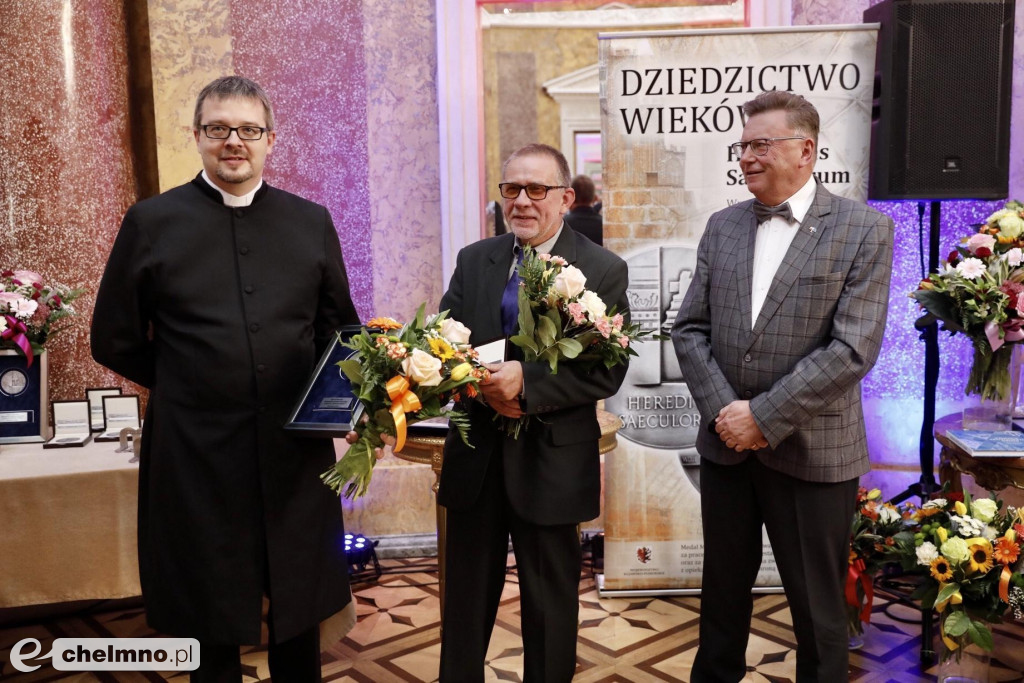 Medale Hereditas Saeculorum i statuetki Musejon przyznane