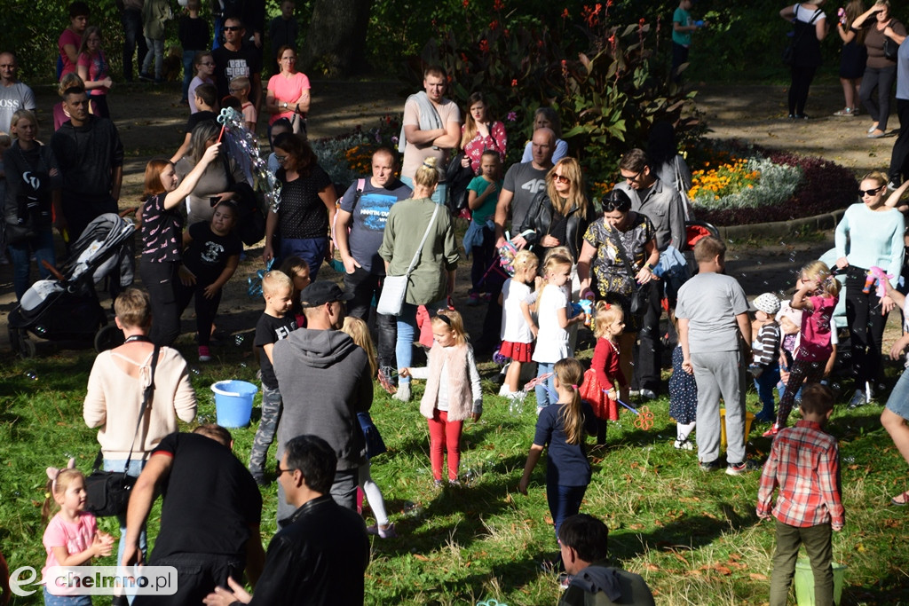Tak się bawiły dzieci na Festiwalu Baniek Mydlanych