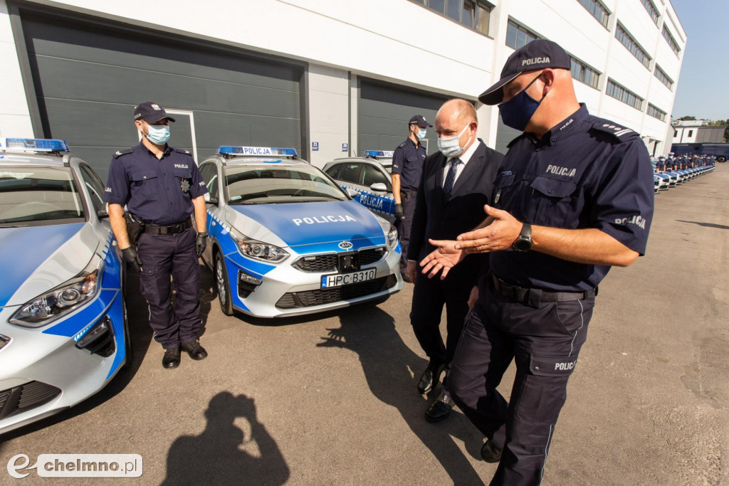 Nowe radiowozy trafiły do policji