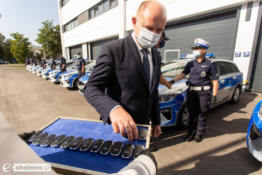 Nowe radiowozy trafiły do policji