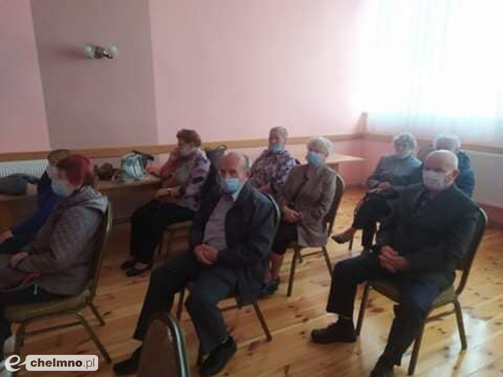 Sympatyczny występ kapeli podwórkowej w Kijewie