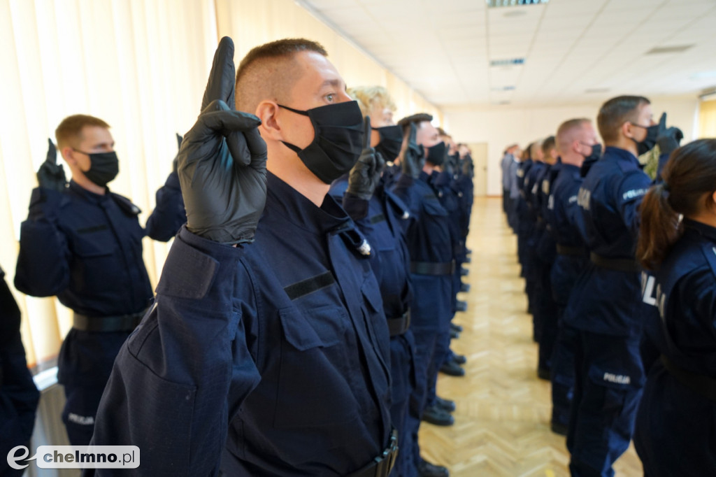 Ślubowanie i awanse policjantów