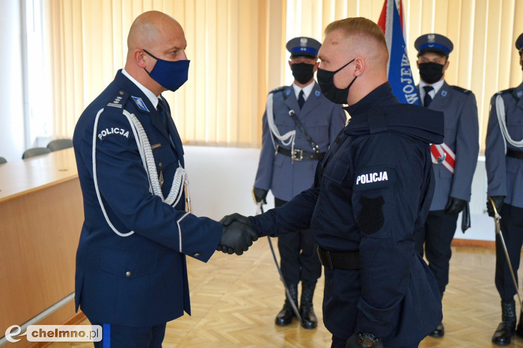 Ślubowanie i awanse policjantów