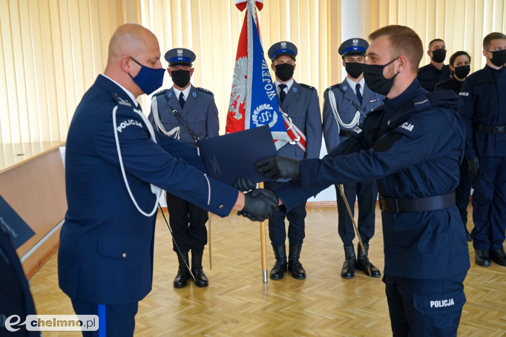 Ślubowanie i awanse policjantów