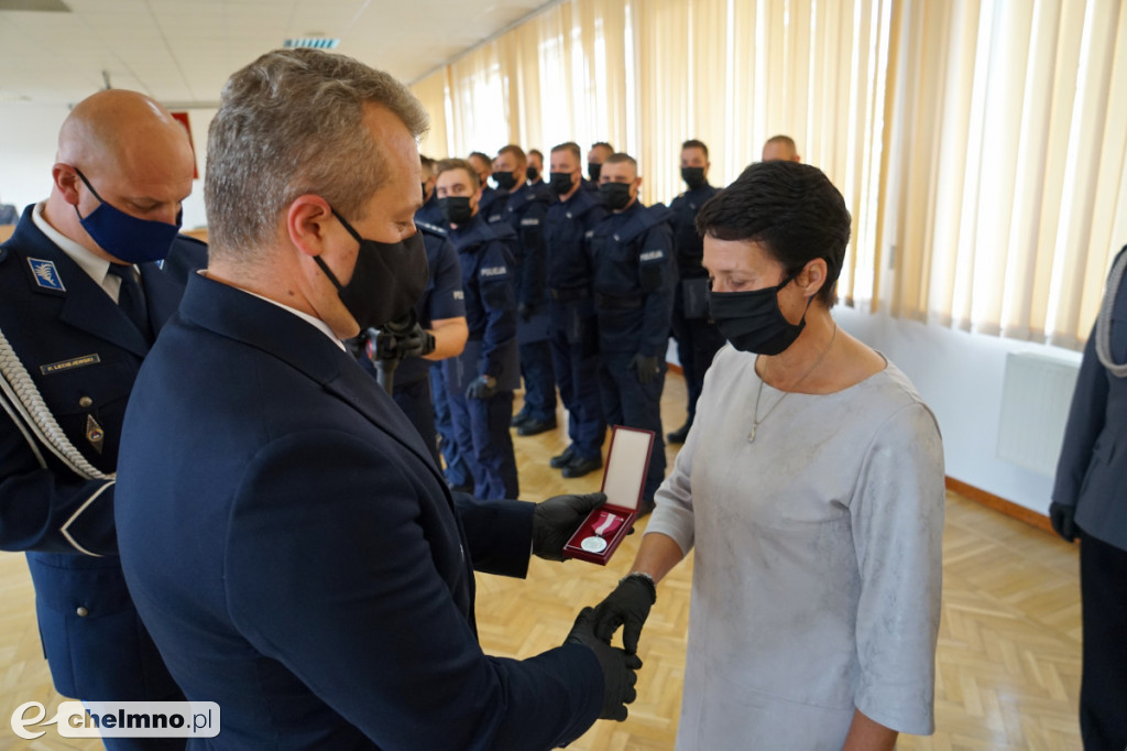 Ślubowanie i awanse policjantów