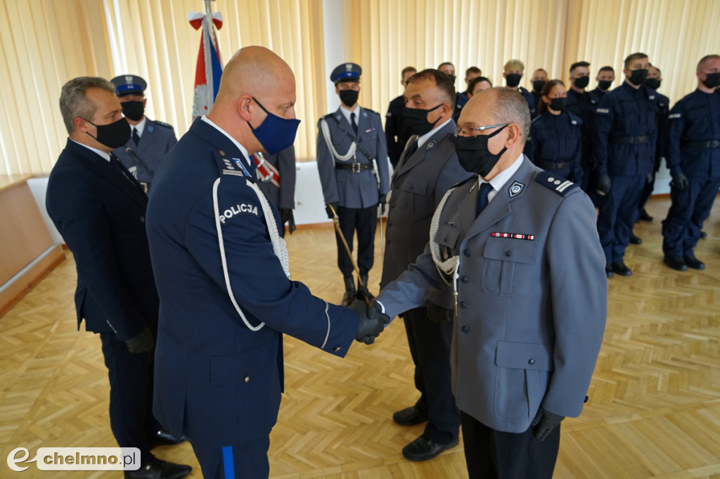 Ślubowanie i awanse policjantów