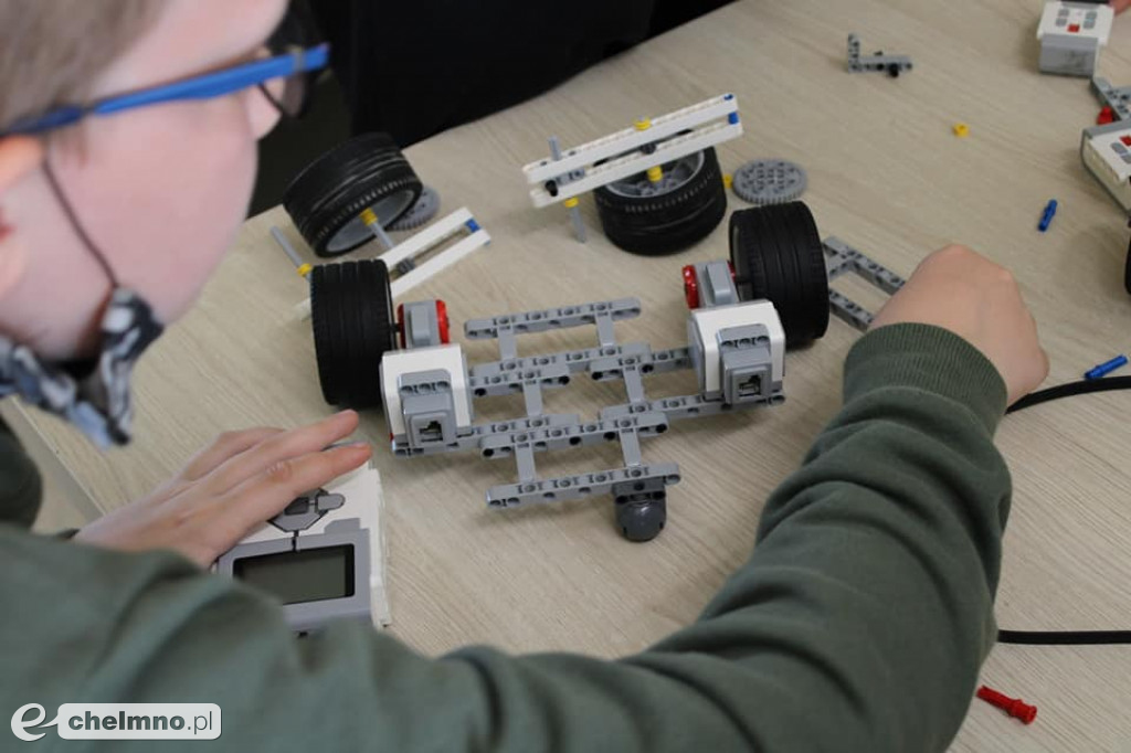 Warsztaty z robotyki i programowania