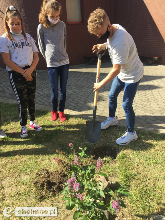 Uczniowie z Jedynki wzięli udział w akcji sprzątania świata
