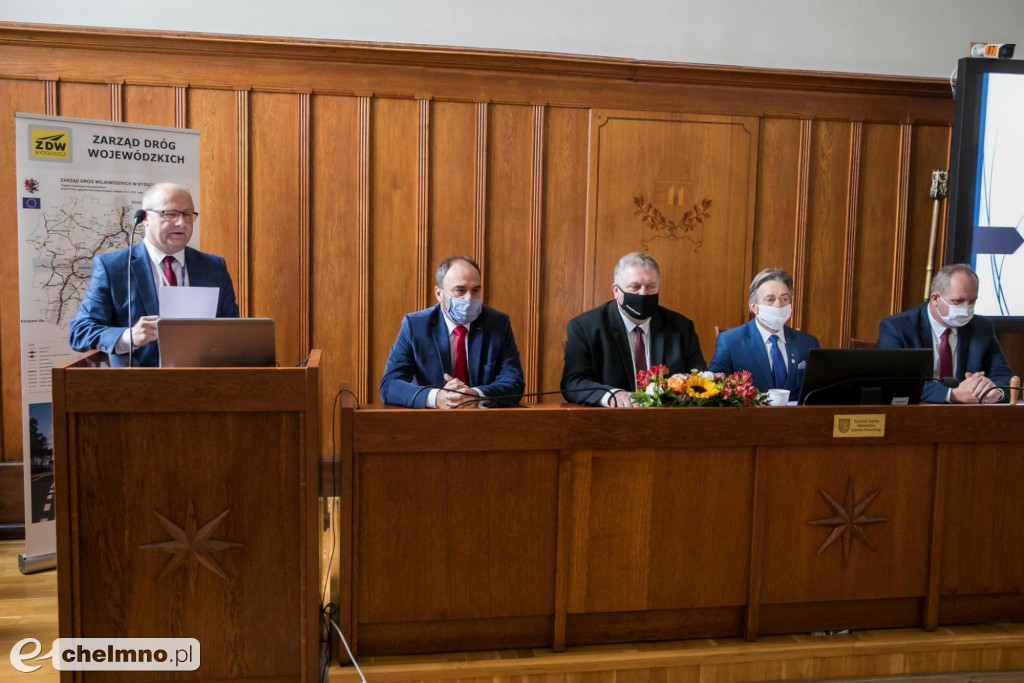 Nową drogą z Brzozy do Łabiszyna