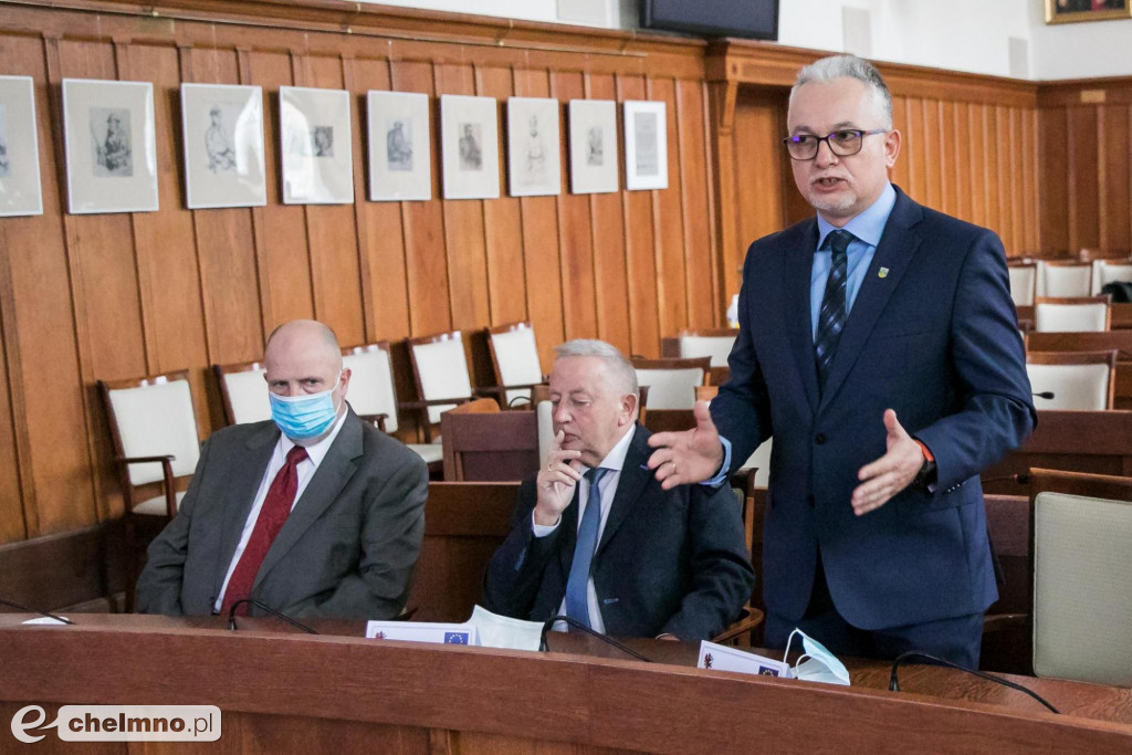 Nową drogą z Brzozy do Łabiszyna