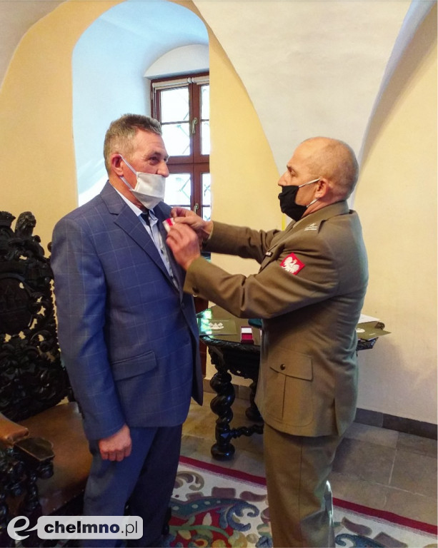 Wręczono medale za zasługi dla obronności kraju