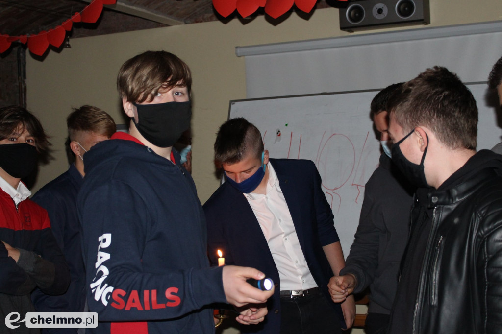 Otrzęsiny oraz ślubowanie klas pierwszych w ZS nr 2