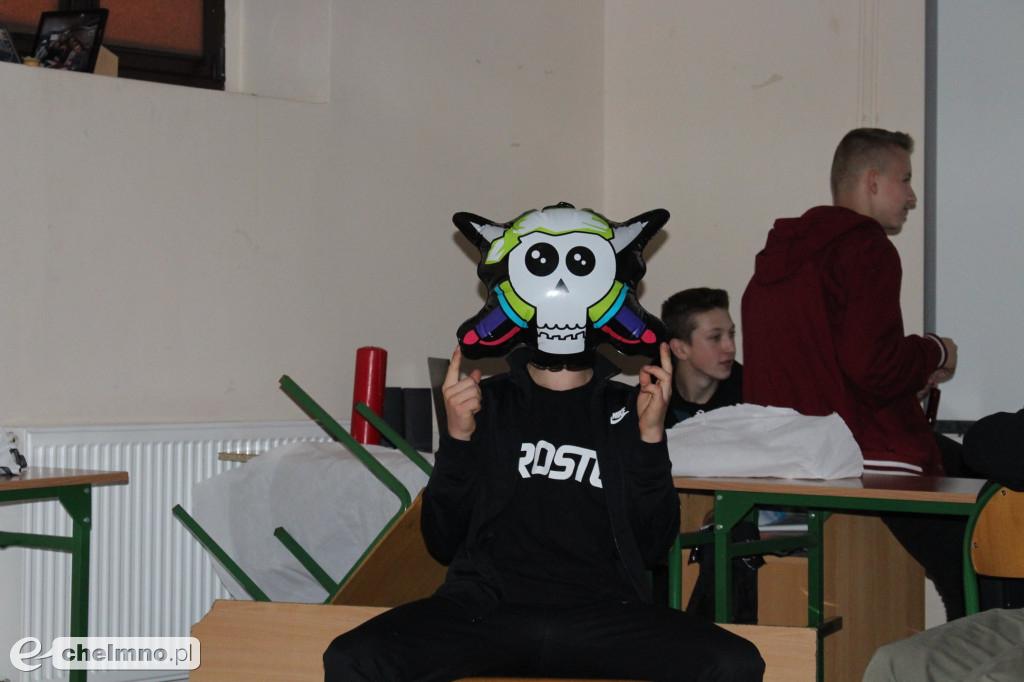 Otrzęsiny oraz ślubowanie klas pierwszych w ZS nr 2