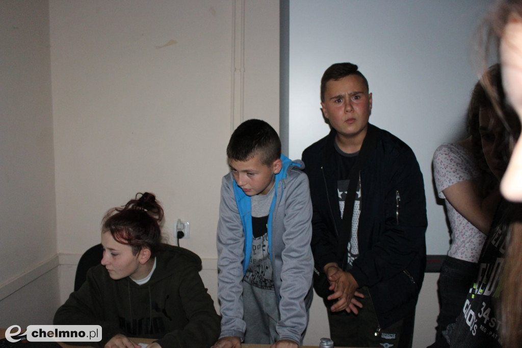 Otrzęsiny oraz ślubowanie klas pierwszych w ZS nr 2