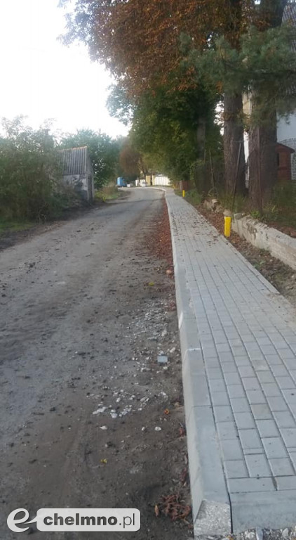 Remontowana droga powiatowa