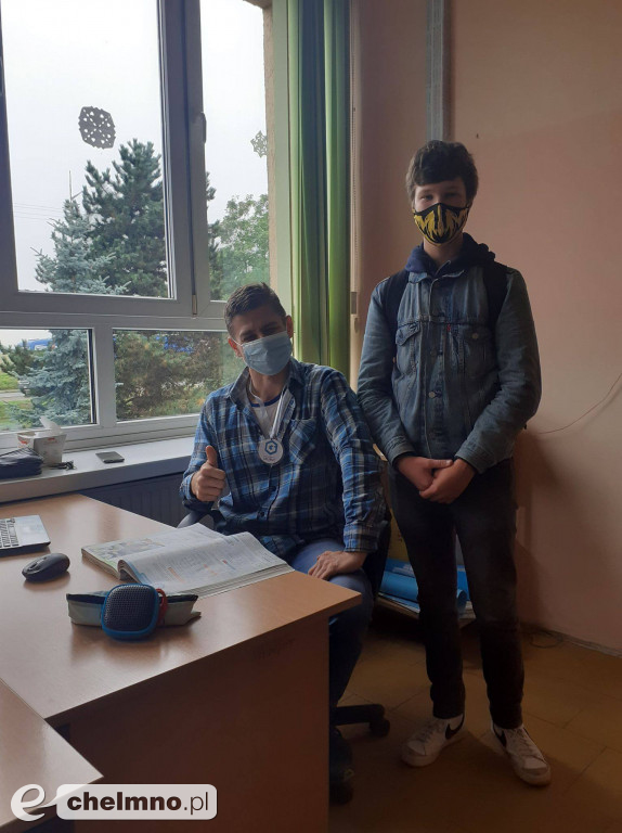 Sympatyczne medale z okazji Dnia Nauczyciela