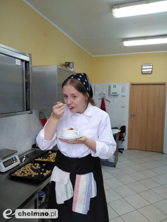 Uczniowie z Grubna biorą udział w kursie unijnym