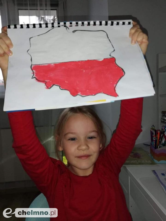 Uczniowie z Katolika w patriotycznym nastroju