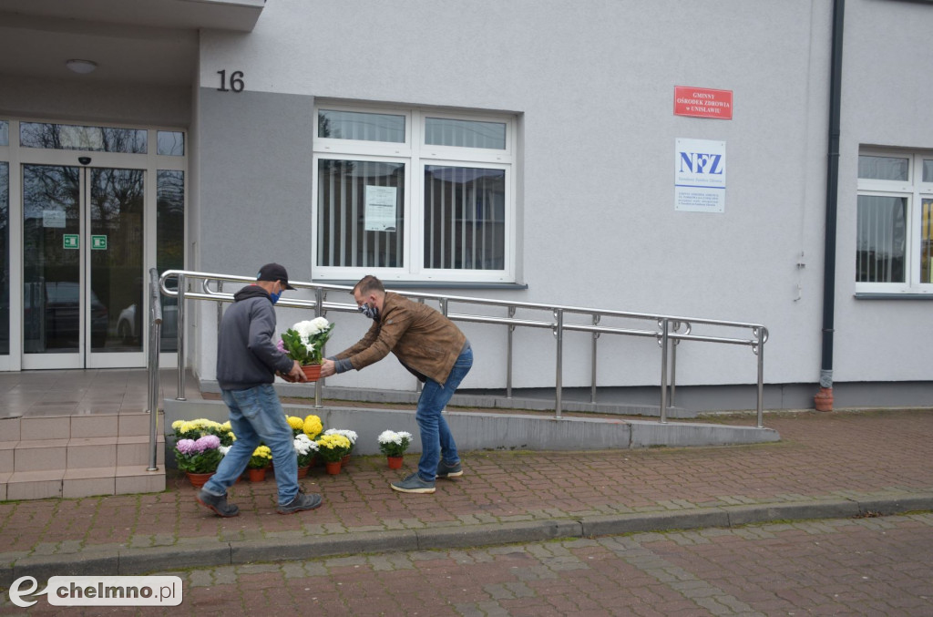 Solidarni z producentami kwiatów