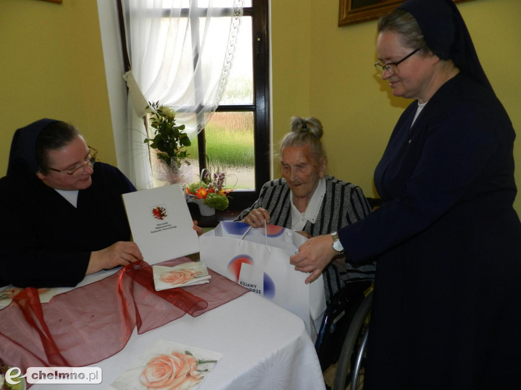 Pamiętamy o najstarszych mieszkańcach regionu