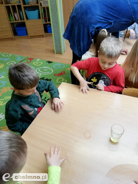Przedszkolaki z Brzdąca eksperymentowały z bańkami