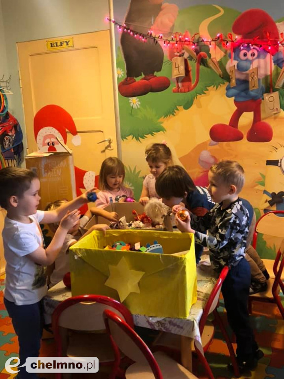 Motylki z Przedszkola Calineczka oczekują na Mikołaja