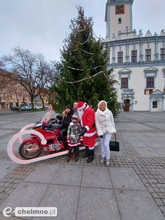 Zmotoryzowany Mikołaj na Chełmińskim Rynku