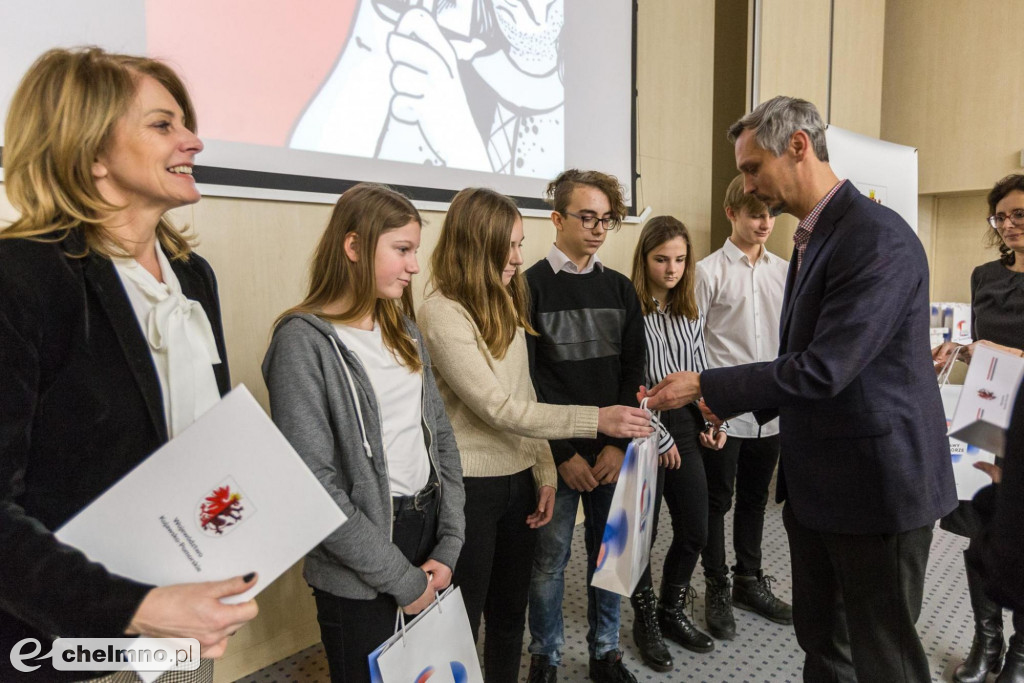 Rozstrzygnięty konkurs: Z kamerą wśród Piastów