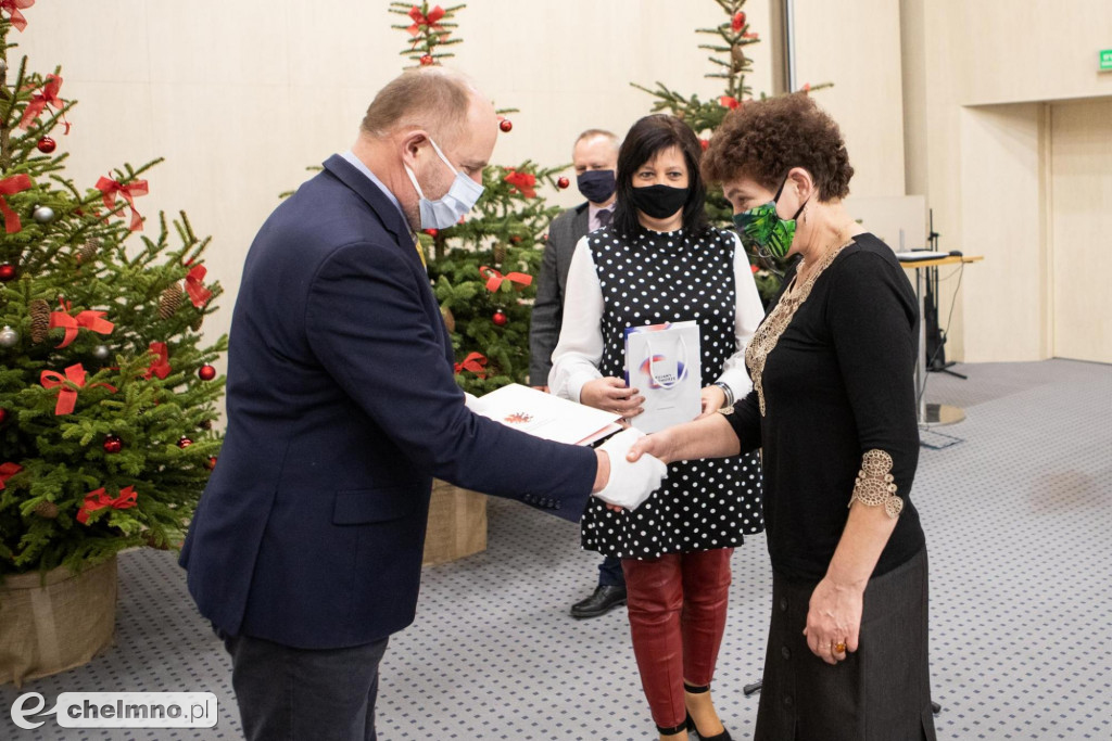 Podziękowania dla pracowników przechodzących na emeryturę