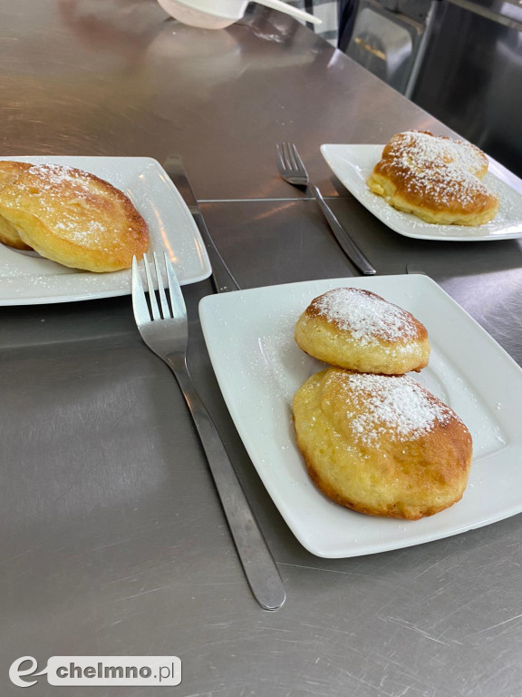 Uczniowie z Grubna na zajęciach praktycznych