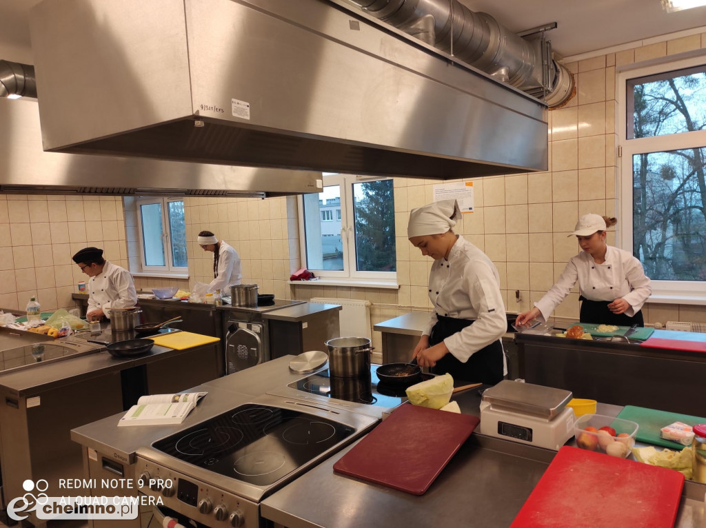 W pracowniach gastronomicznych w Grubnie dzieje się