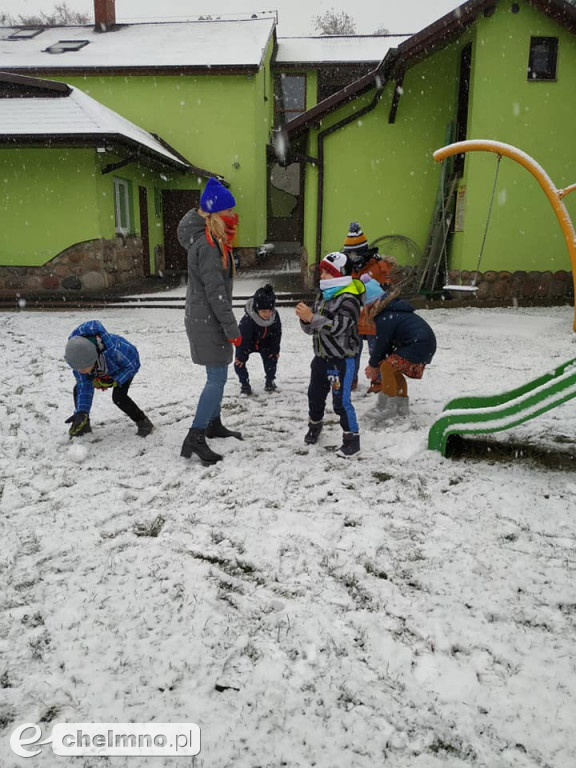 Przedszkolaki z Brzdąca w zimowym nastroju