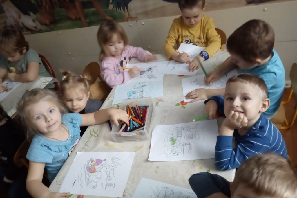 Przedszkolaki z Calineczki witają w Nowym Roku