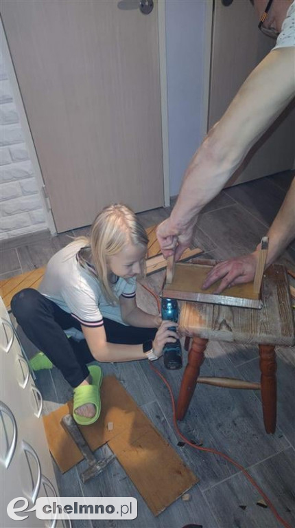 Uczniowie z Czwórki przygotowali karmniki dla ptaków