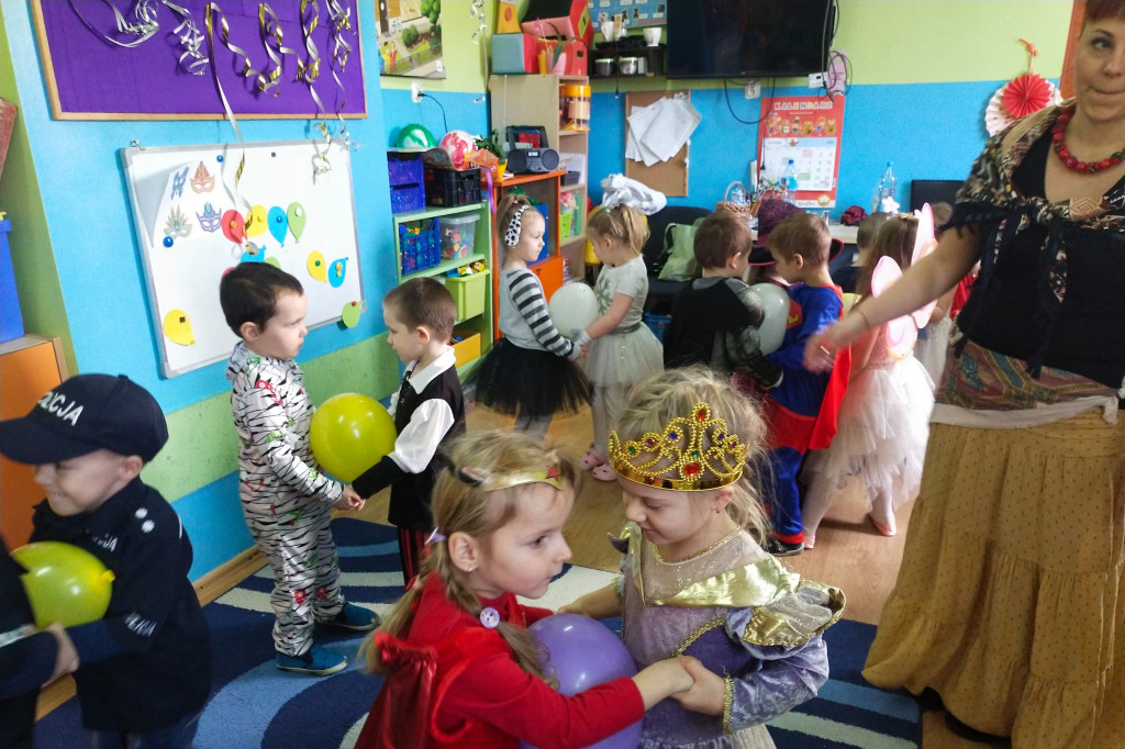 Bal karnawałowy w Tęczowym Zakątku