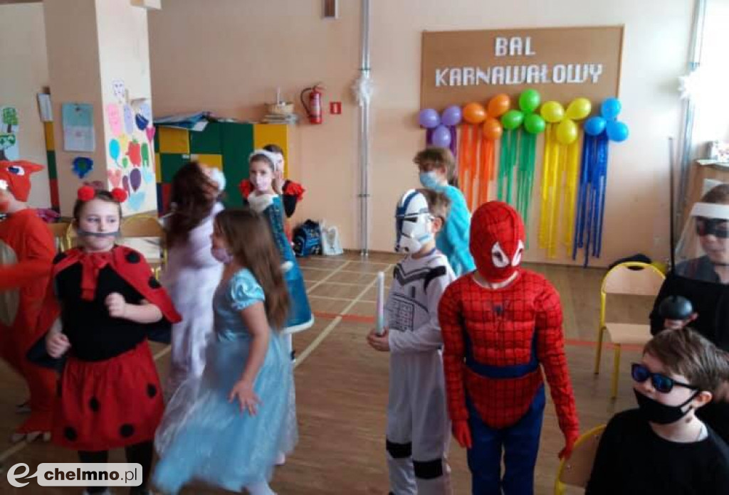 Barwny i wesoły Bal Karnawałowy w Katoliku