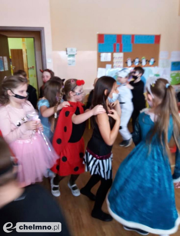 Barwny i wesoły Bal Karnawałowy w Katoliku