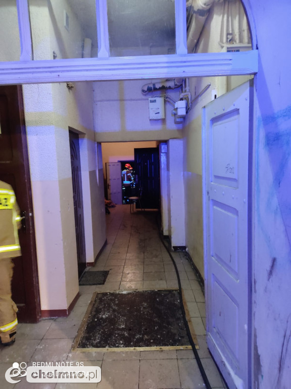7 osób ewakuowanych z zadymionej kamienicy przy ul. 22 Stycznia