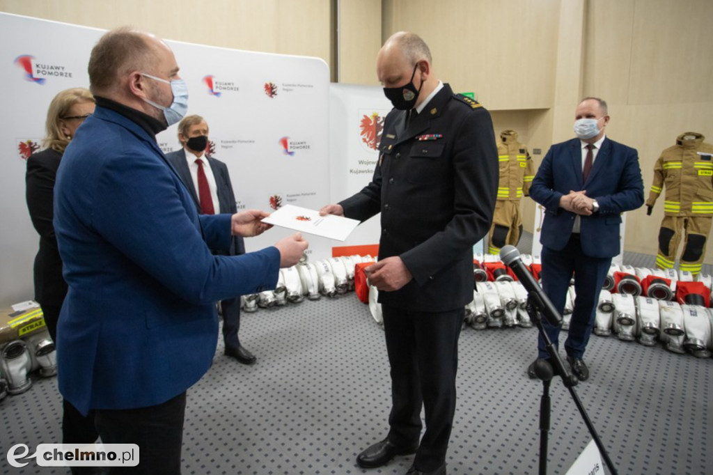 Nowy sprzęt dla strażaków