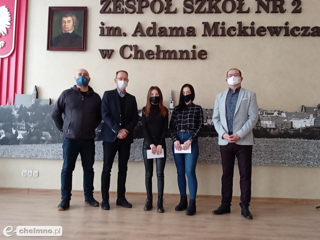 Ufundowane stypendia dla uczennic ZS nr 2