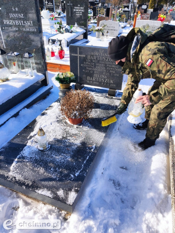 Rocznica utworzenia AK: oddali honor ciężką pracą