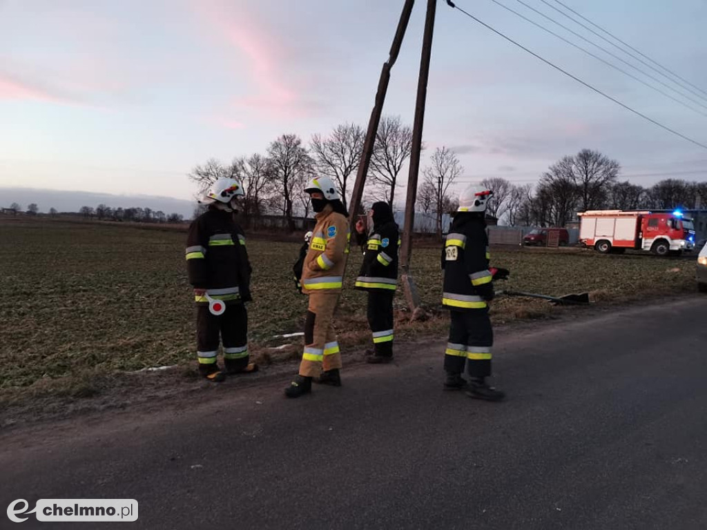 Słup energetyczny stwarzał zagrożenie na drodze