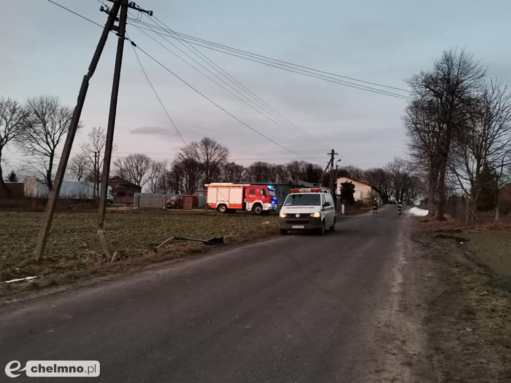 Słup energetyczny stwarzał zagrożenie na drodze