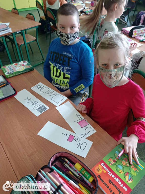  Zabawy z kolorową ortografią w Czwórce