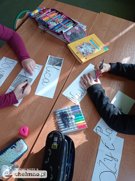  Zabawy z kolorową ortografią w Czwórce