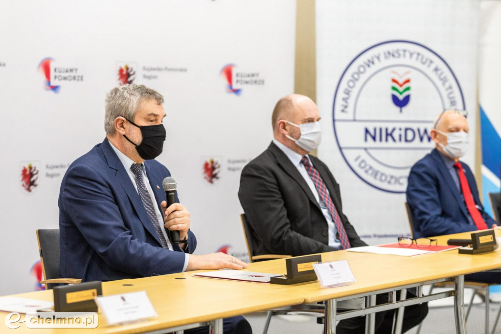 Przeszłość buduje naszą tożsamość i przyszłość