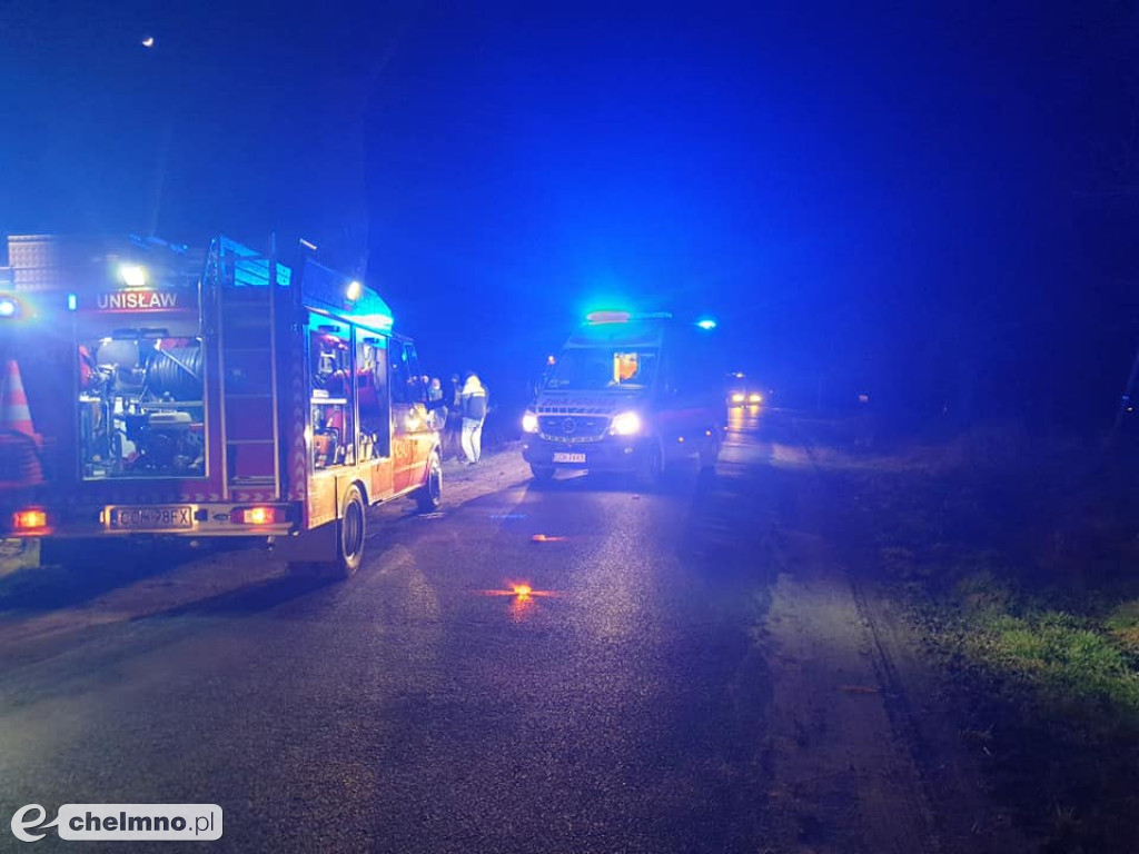 Brawurowy kierowca volkswagena wypadł poza drogę